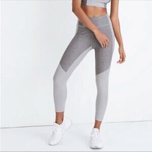 Outdoor Voices x Madewell Two Tone 3/4 Warmup Leggings (Small
